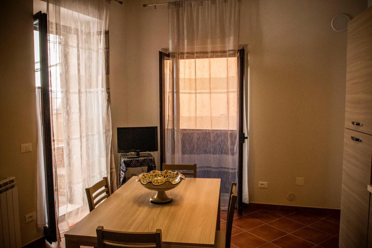 Casa Francy Villa Кастелмола Екстериор снимка